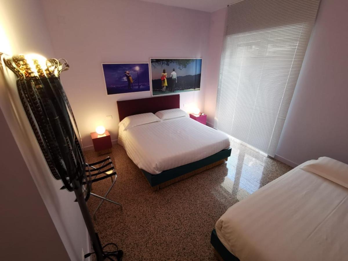 Red Carpet Rooms Bari Extérieur photo