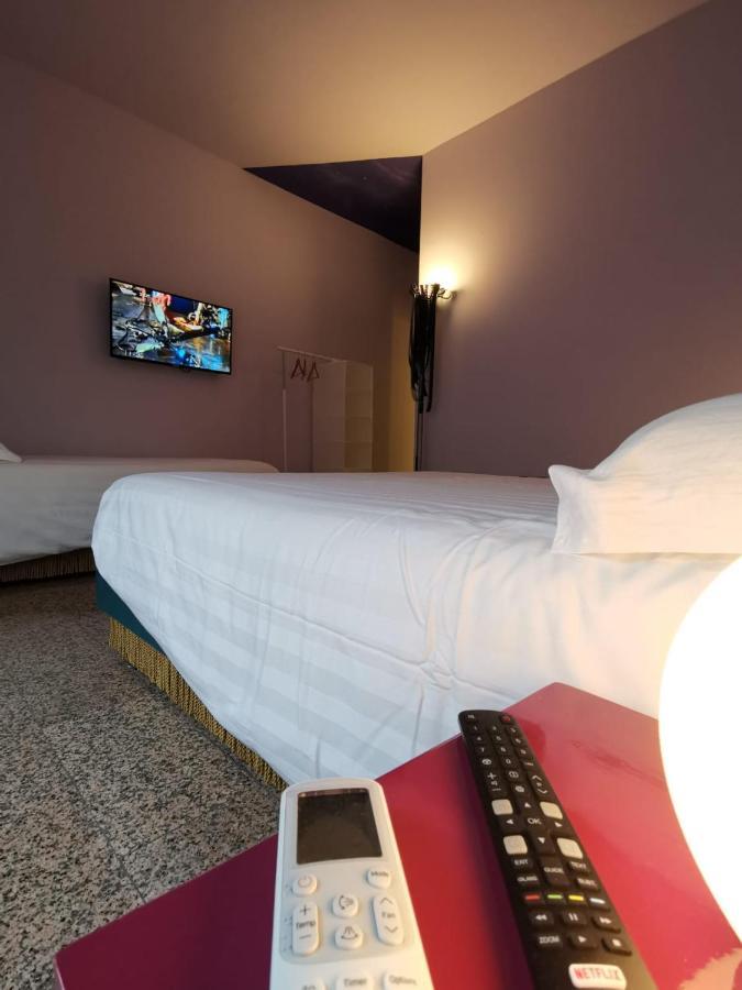 Red Carpet Rooms Bari Extérieur photo