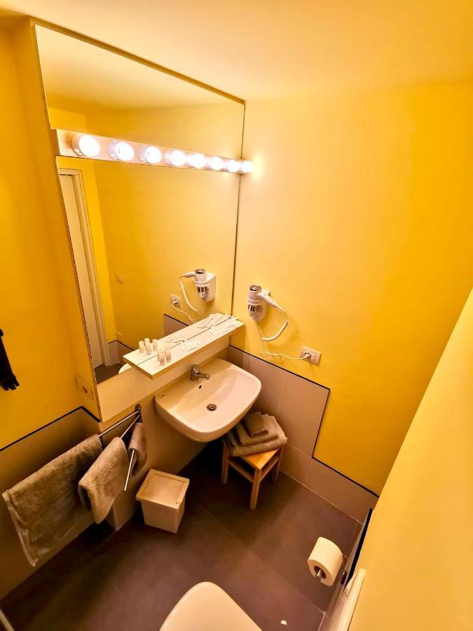 Red Carpet Rooms Bari Extérieur photo