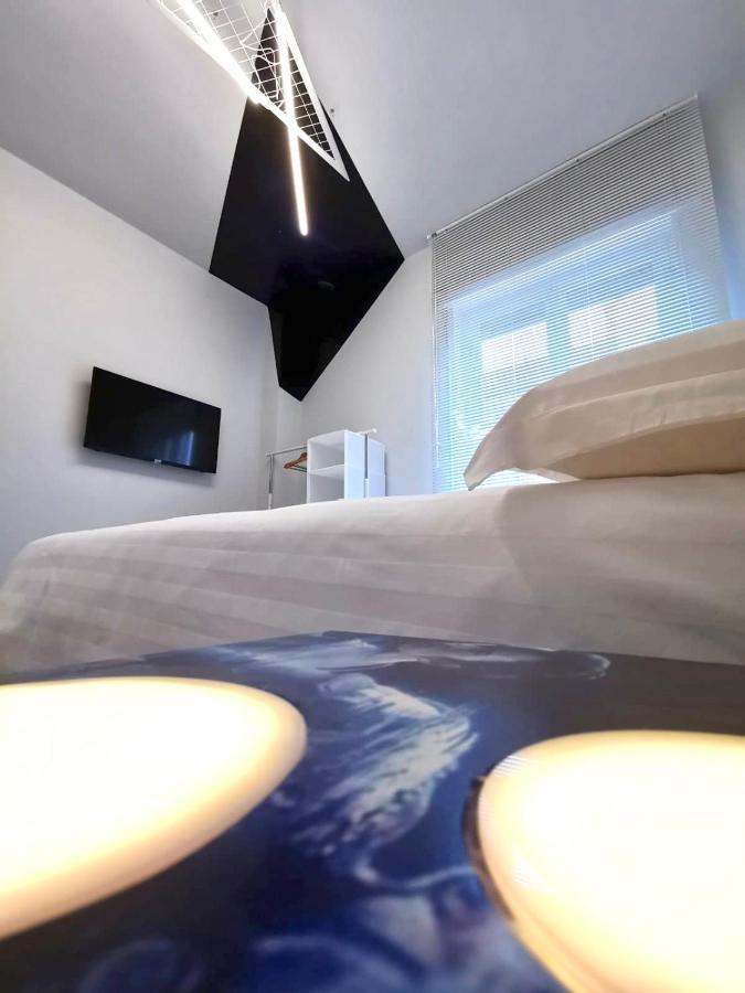 Red Carpet Rooms Bari Extérieur photo