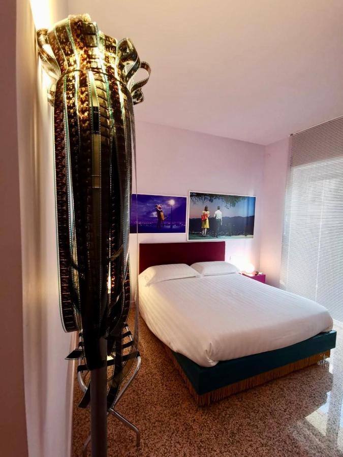 Red Carpet Rooms Bari Extérieur photo