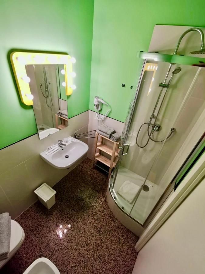 Red Carpet Rooms Bari Extérieur photo